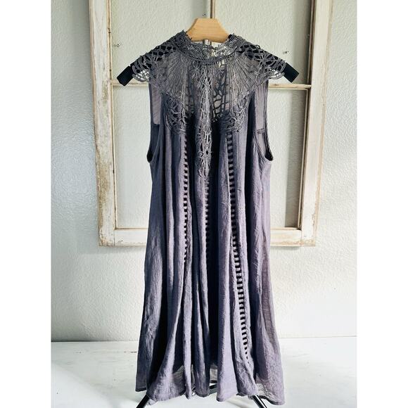 entro Dresses & Skirts - So Cute! Gray Women’s Dress By Entro Lace Lined Size Small NWT